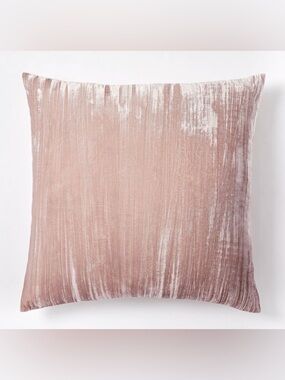 West Elm Euro sham Lush Crinkle Velvet Dusty Blush NEW NWOT linen zip back